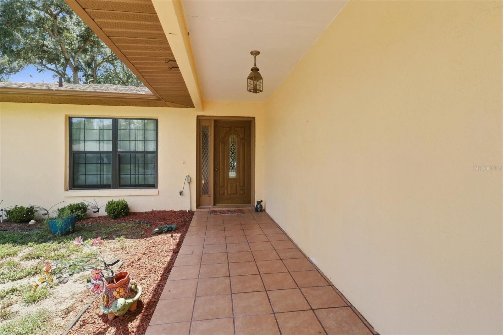 8830 N Amboy Dr Property Photo 4