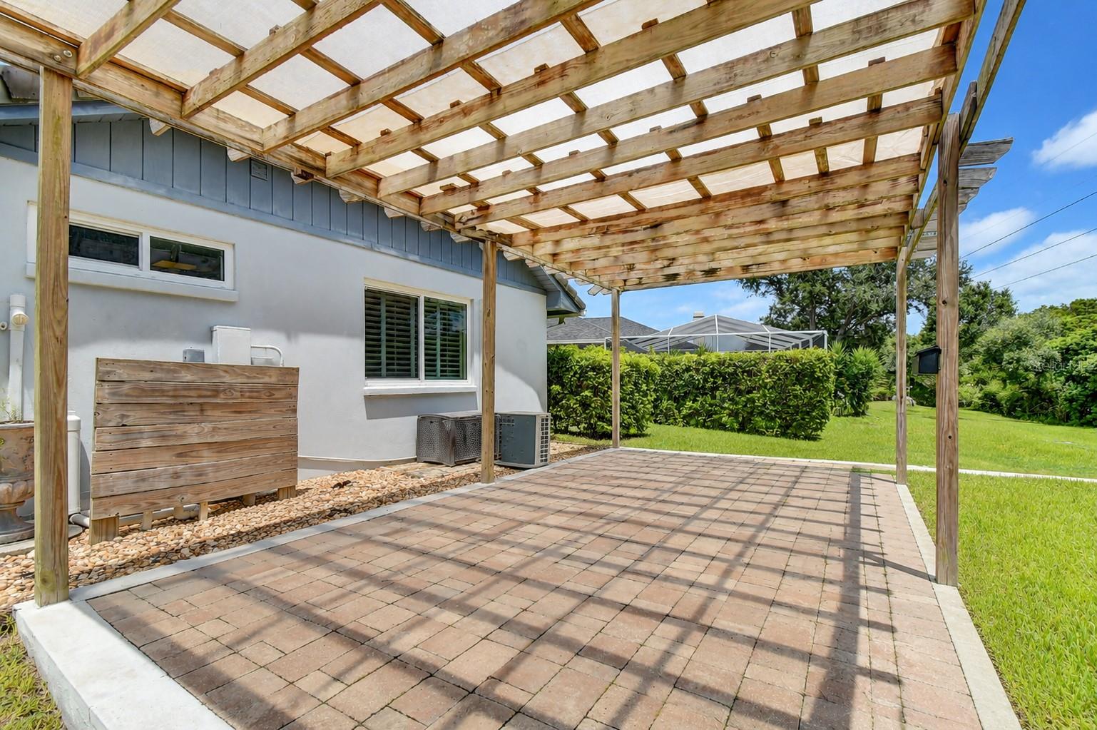 6608 Thoroughbred Loop Property Photo 30
