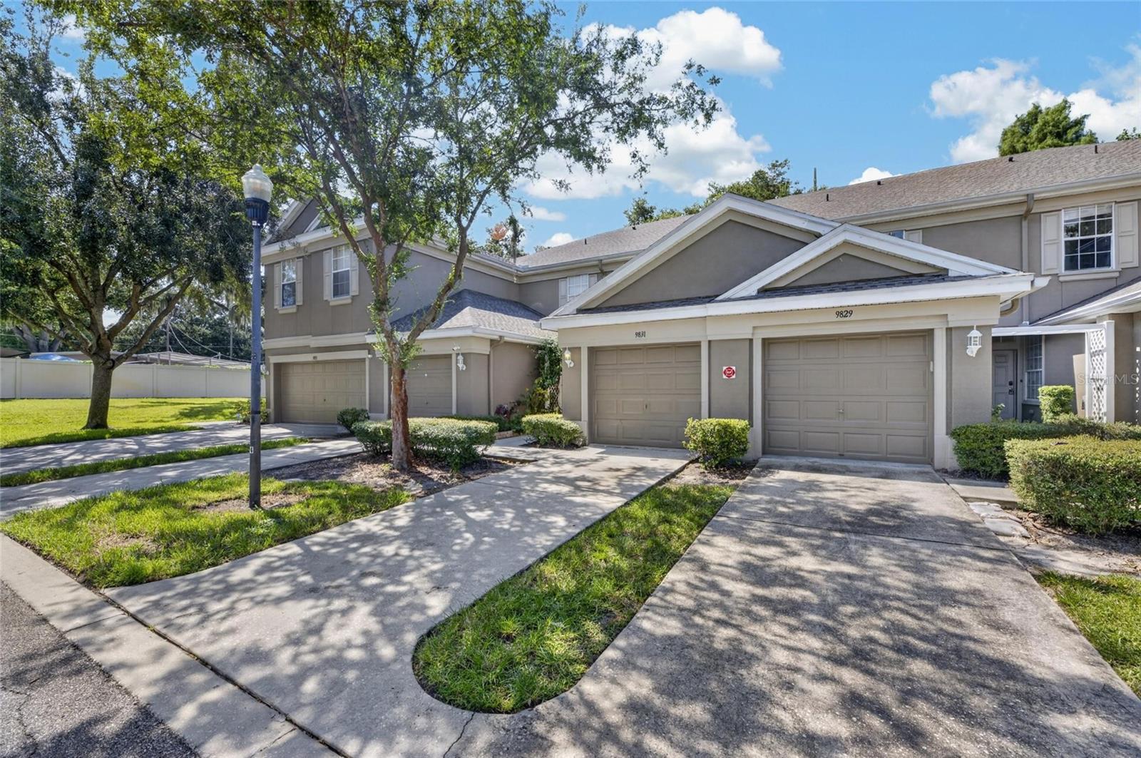 9831 Blue Palm Way Property Photo 1
