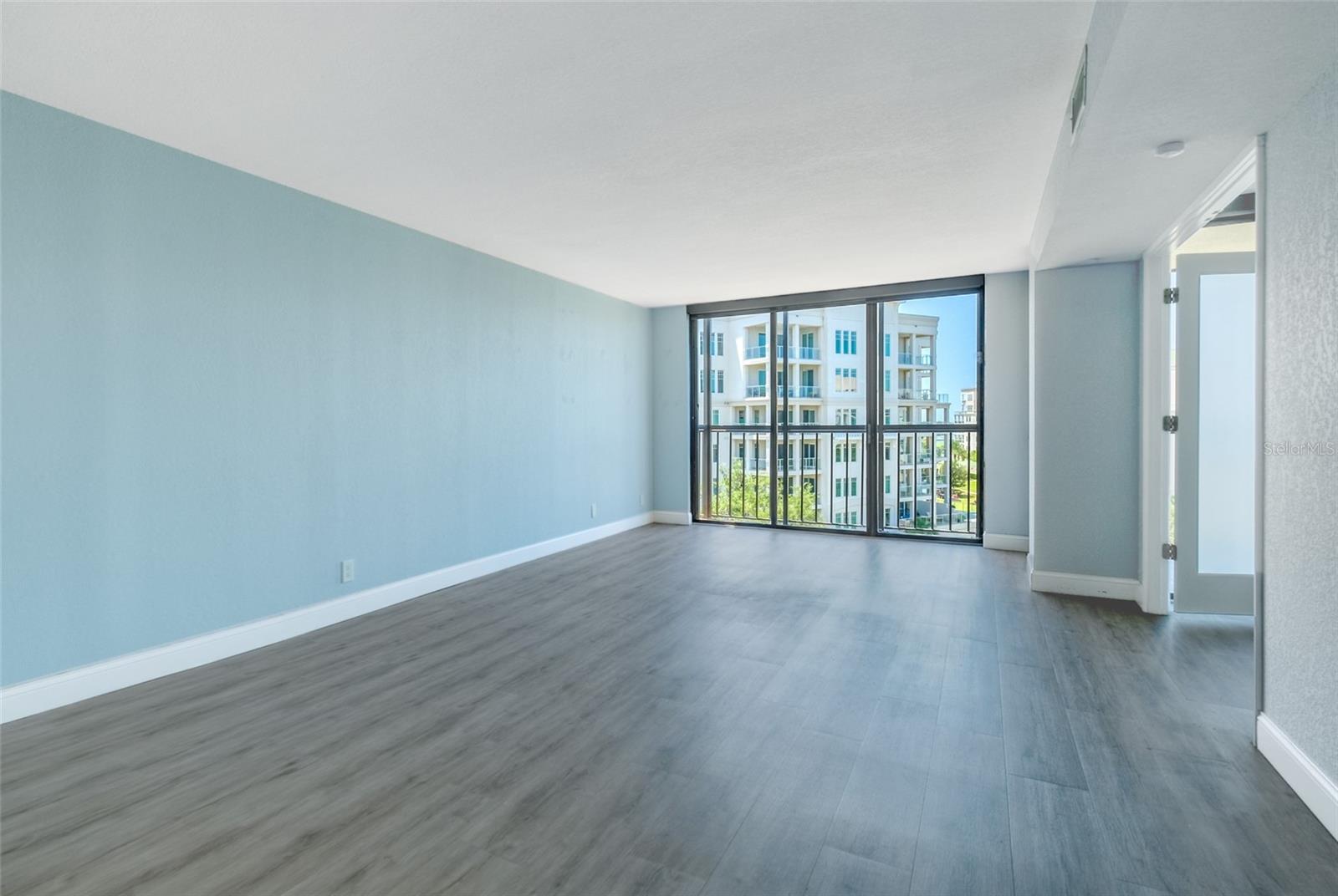 220 Belleview Blvd #812 Property Photo 14