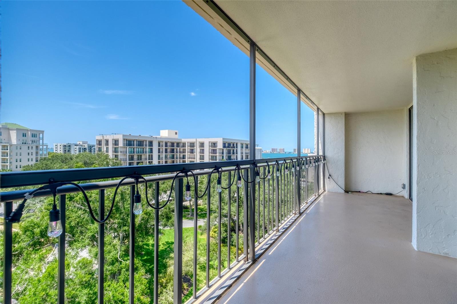 220 Belleview Blvd #812 Property Photo 21