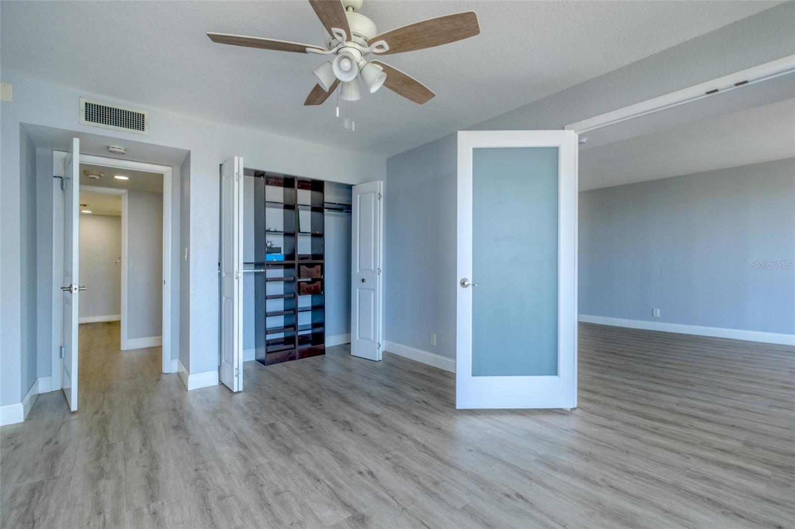 220 Belleview Blvd #812 Property Photo 27