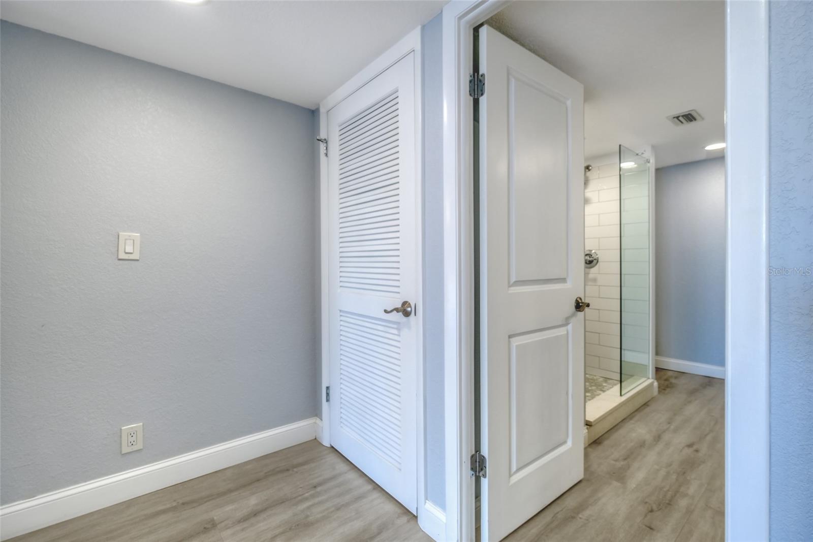 220 Belleview Blvd #812 Property Photo 30