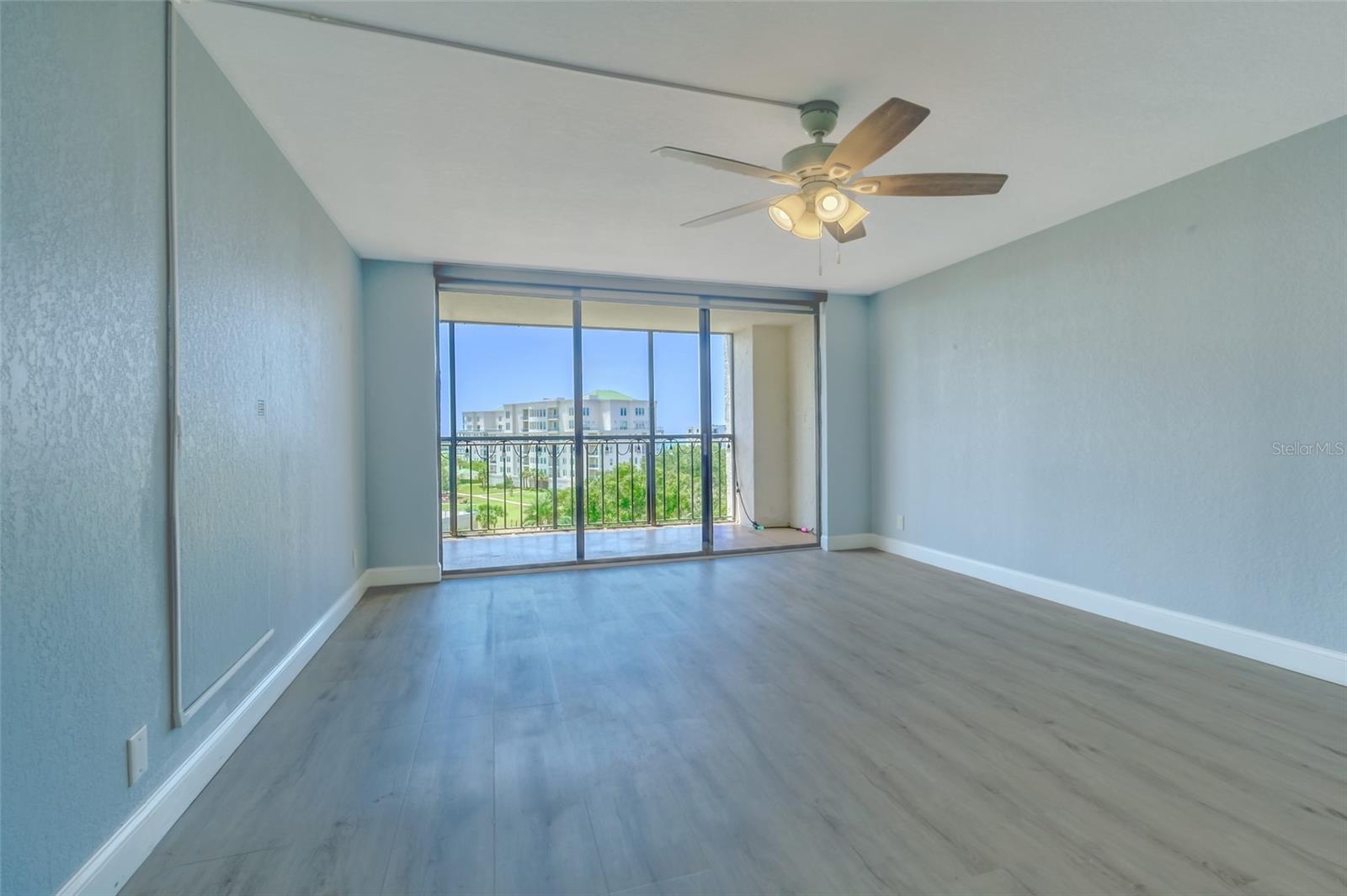 220 Belleview Blvd #812 Property Photo 35