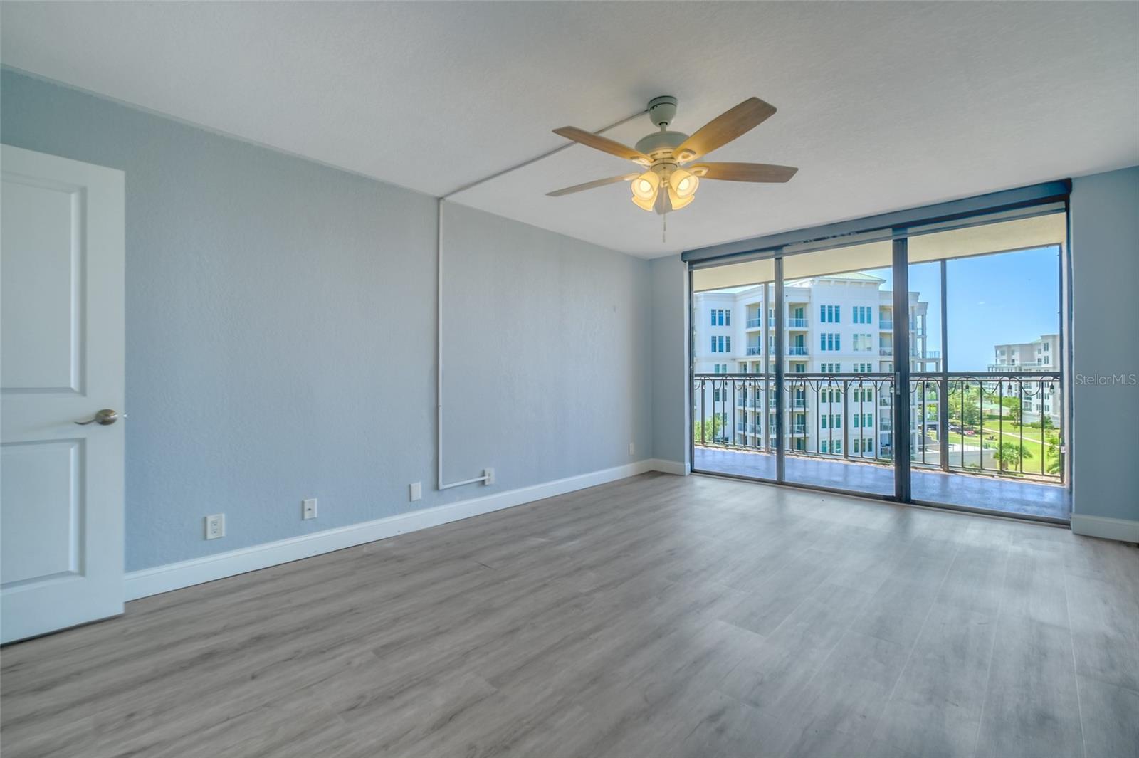 220 Belleview Blvd #812 Property Photo 36