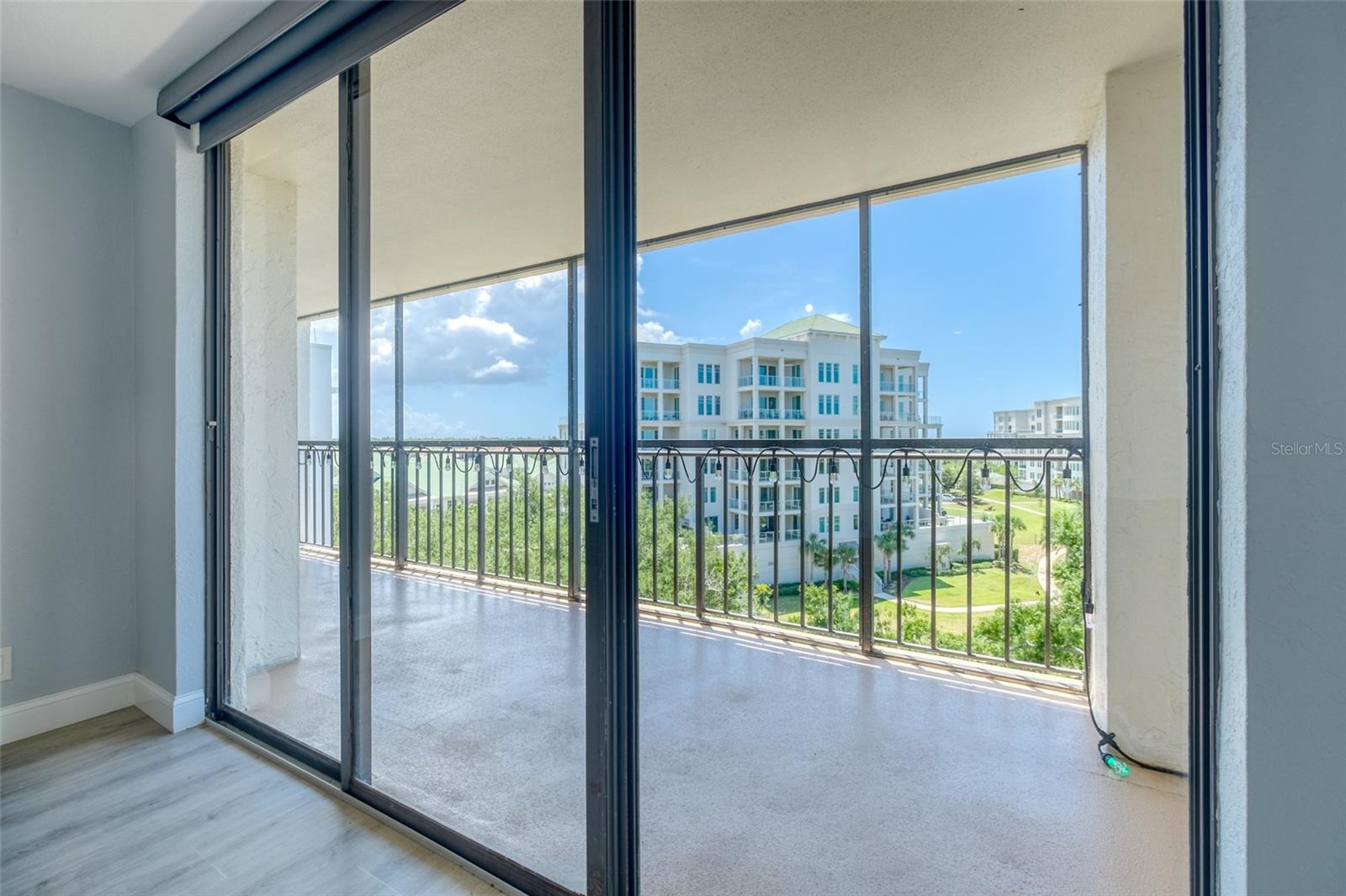 220 Belleview Blvd #812 Property Photo 37