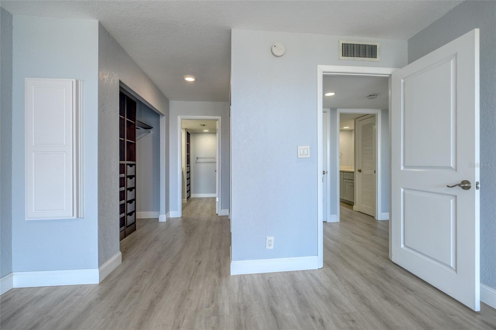 220 Belleview Blvd #812 Property Photo 40