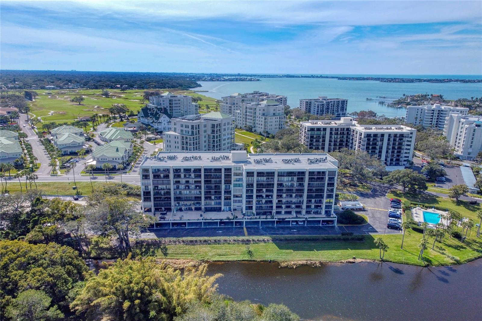 220 Belleview Blvd #812 Property Photo 65