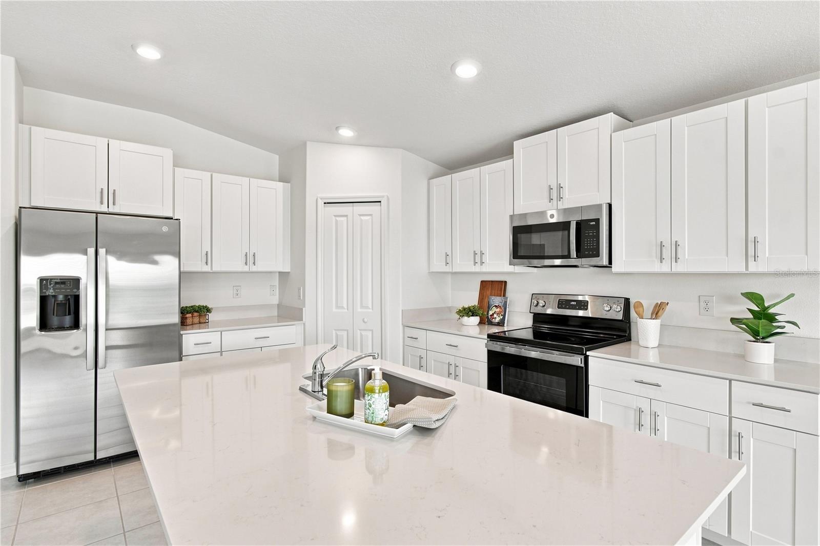 2803 Red Egret Dr Property Photo 6