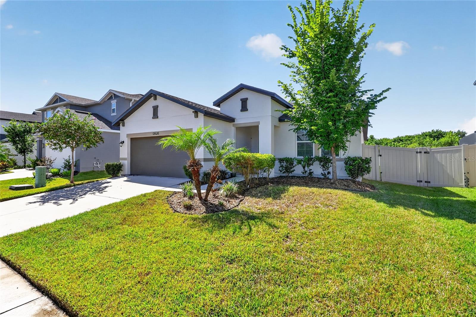 13520 PALMERA VISTA DR Property Photo 1