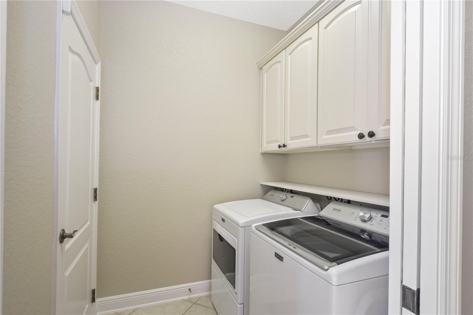 1596 Birmingham Ter Property Photo 33