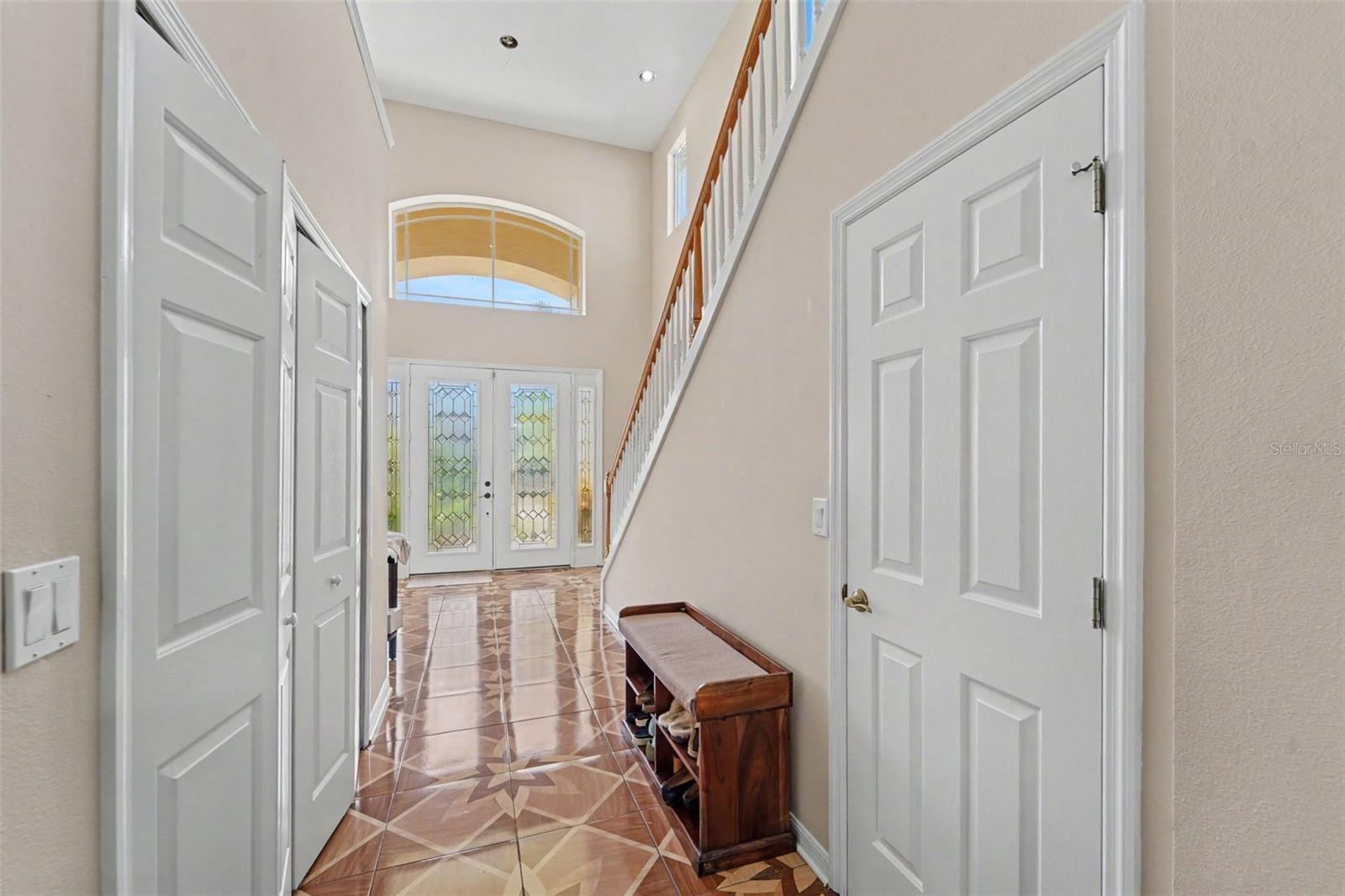 10409 Canary Isle Dr Property Photo 4