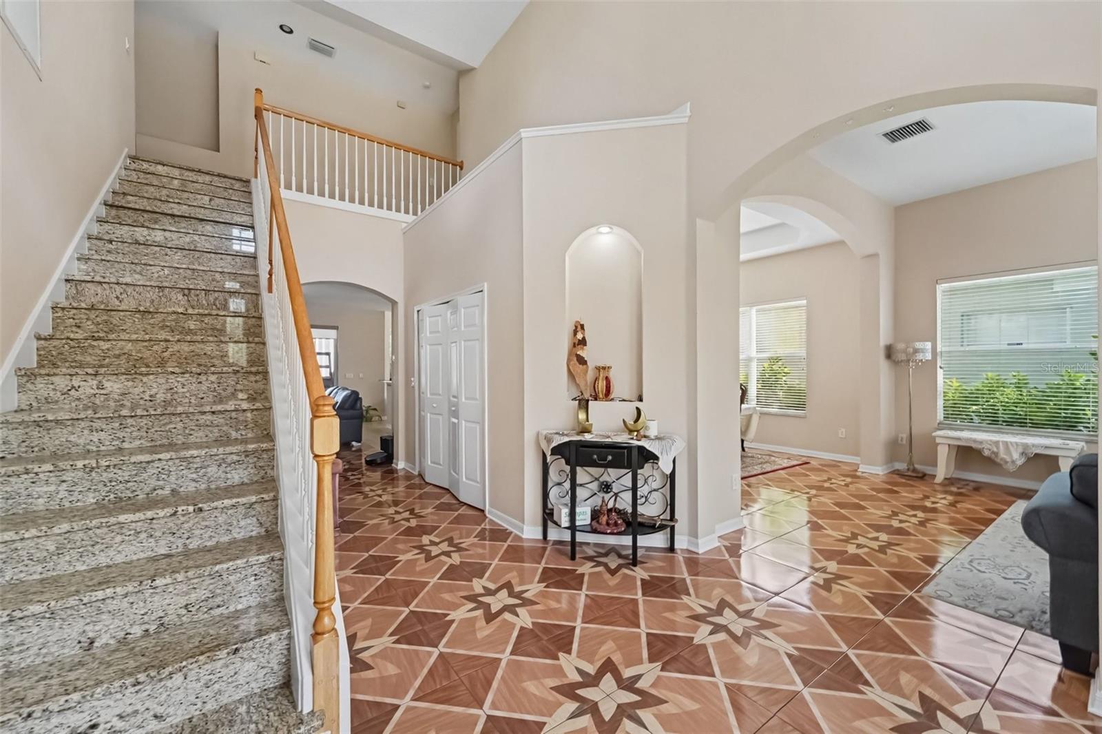 10409 Canary Isle Dr Property Photo 5