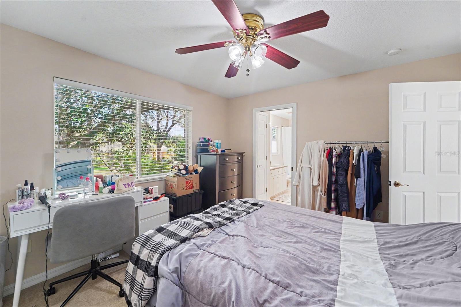 10409 Canary Isle Dr Property Photo 14