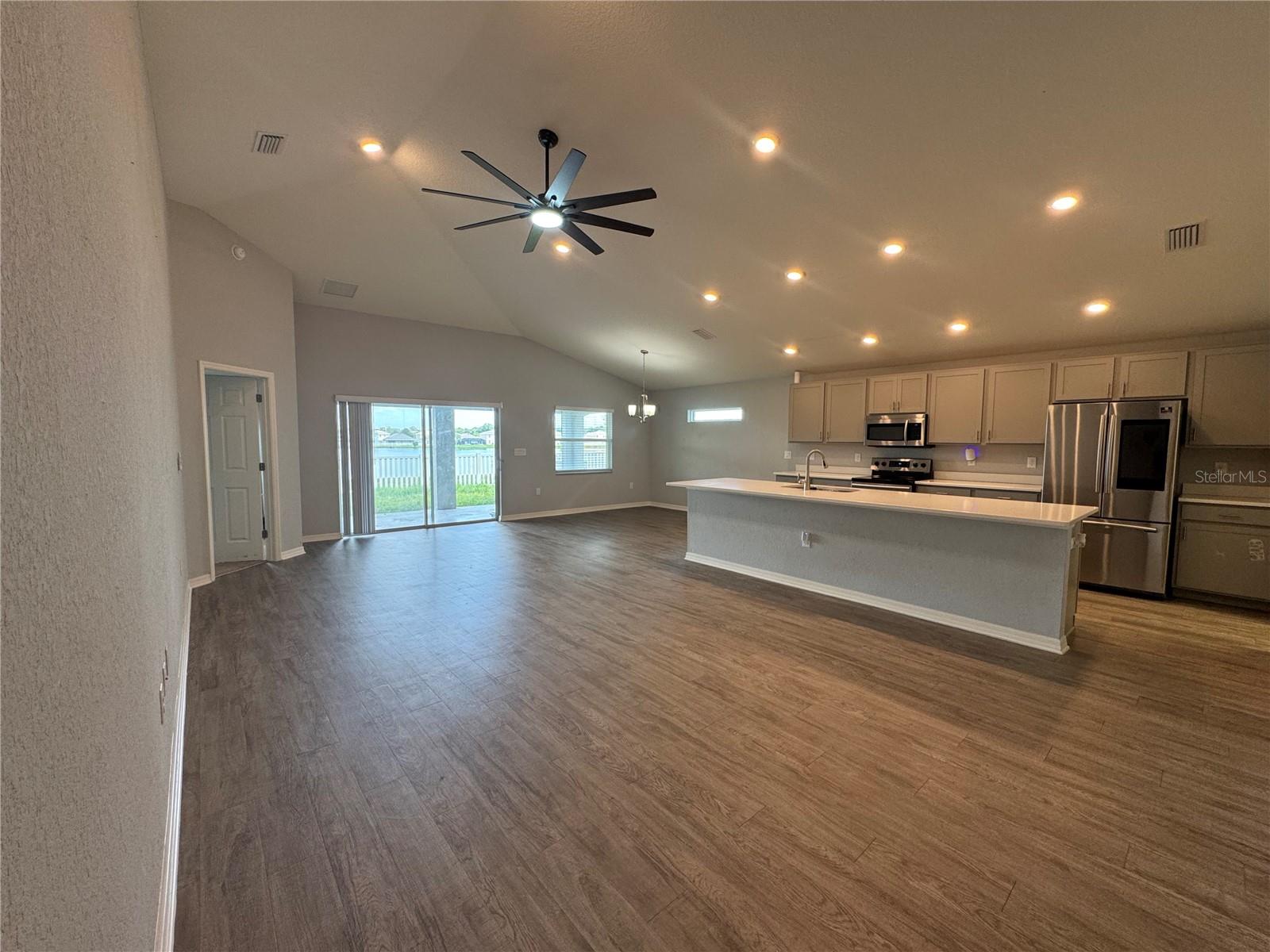 11771 Stone Pine St Property Photo 5