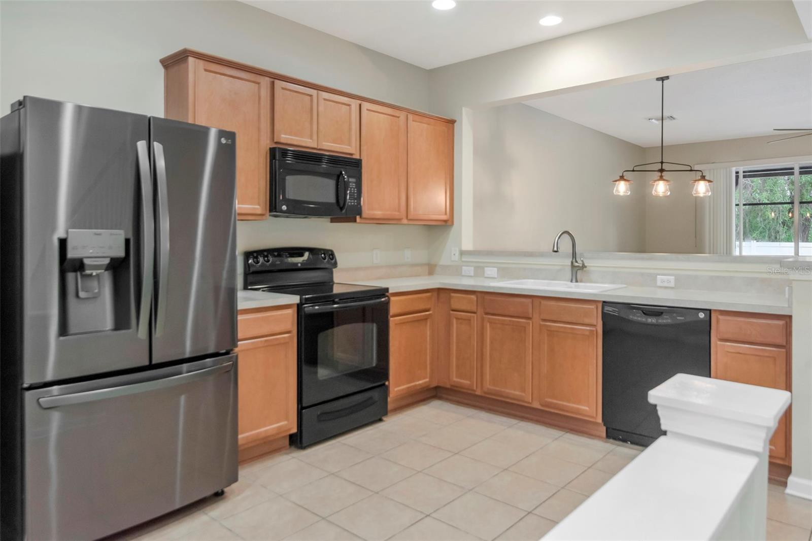 10208 Estero Bay Ln Property Photo 12