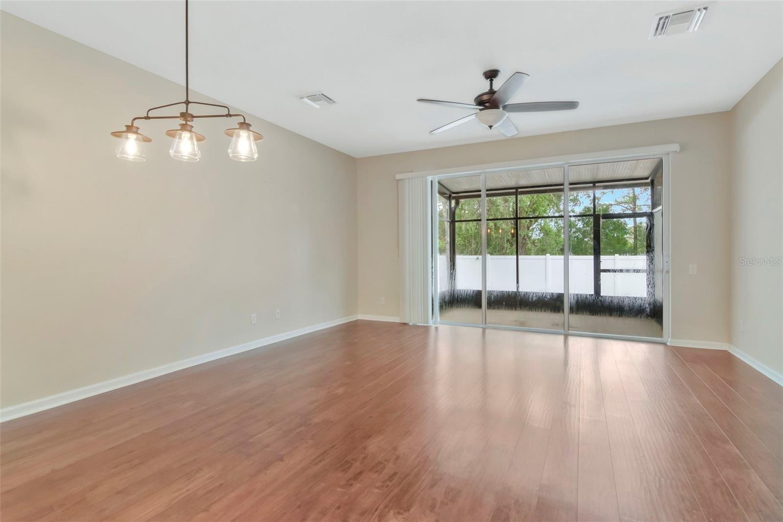 10208 Estero Bay Ln Property Photo 13