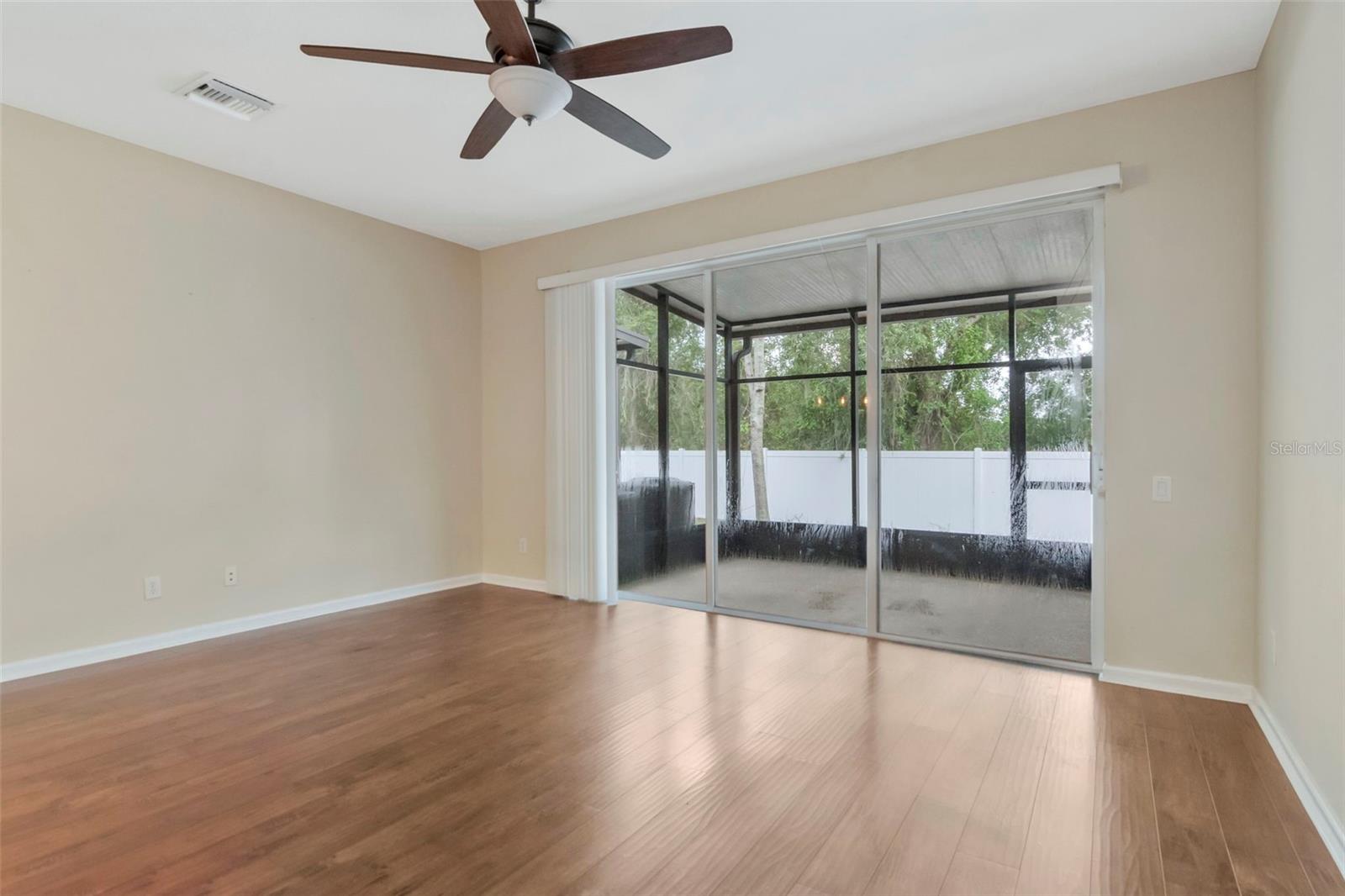 10208 Estero Bay Ln Property Photo 14