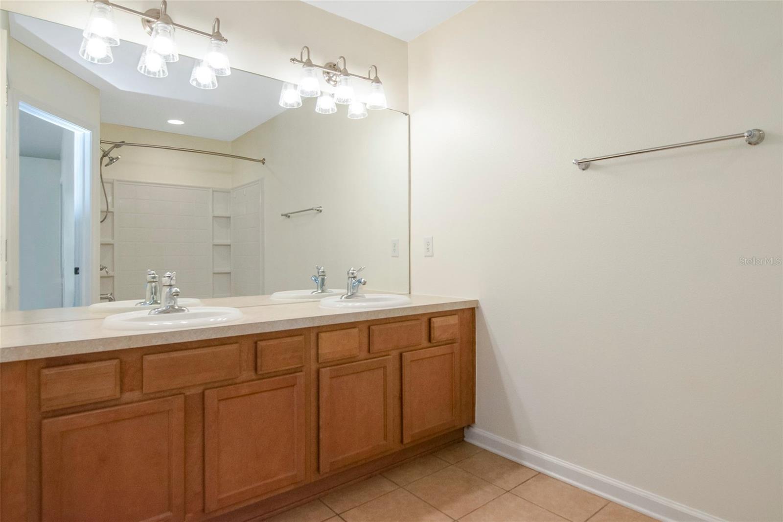 10208 Estero Bay Ln Property Photo 30