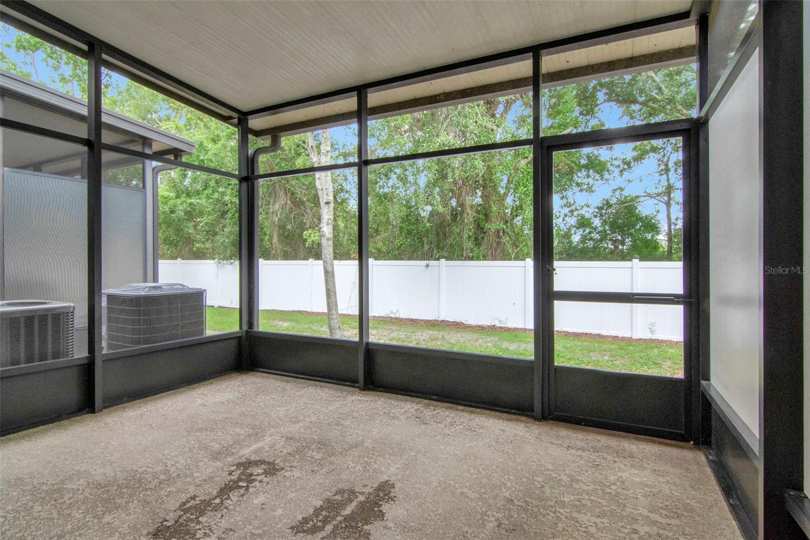 10208 Estero Bay Ln Property Photo 42