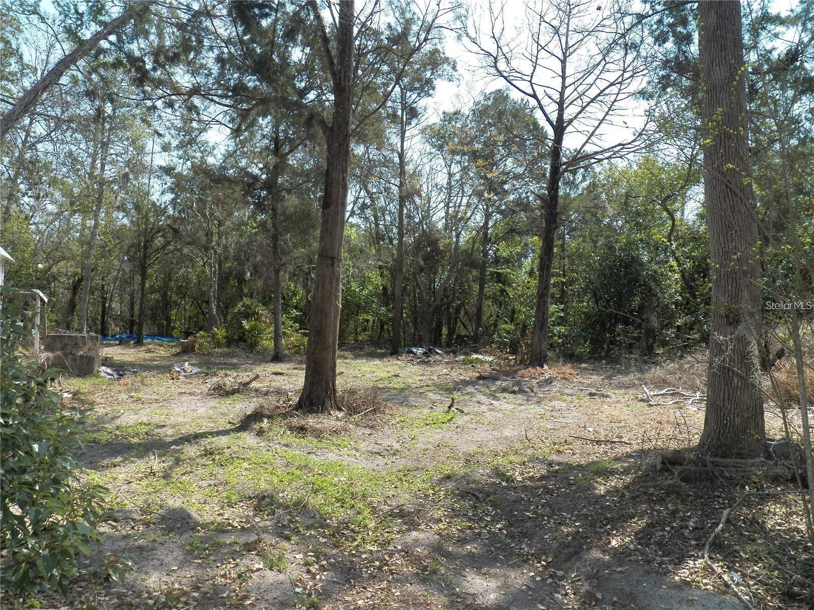 15730 Gifford Ln Property Photo 1