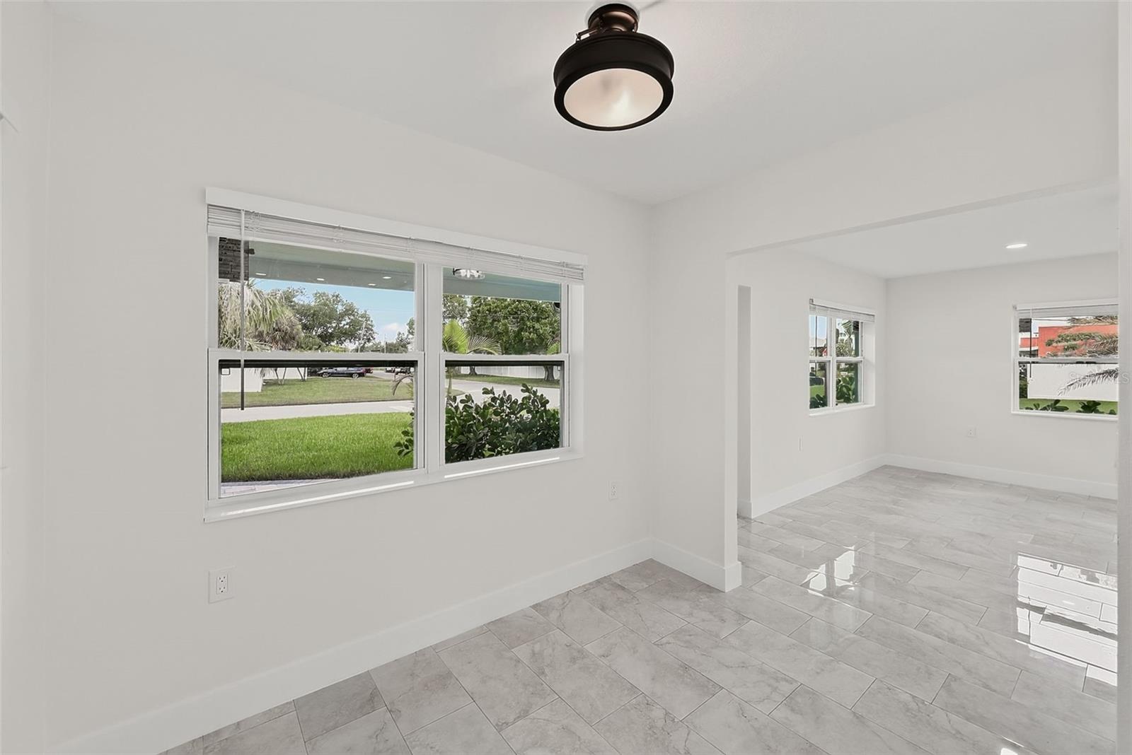 2425 Baywood Dr E Property Photo 13