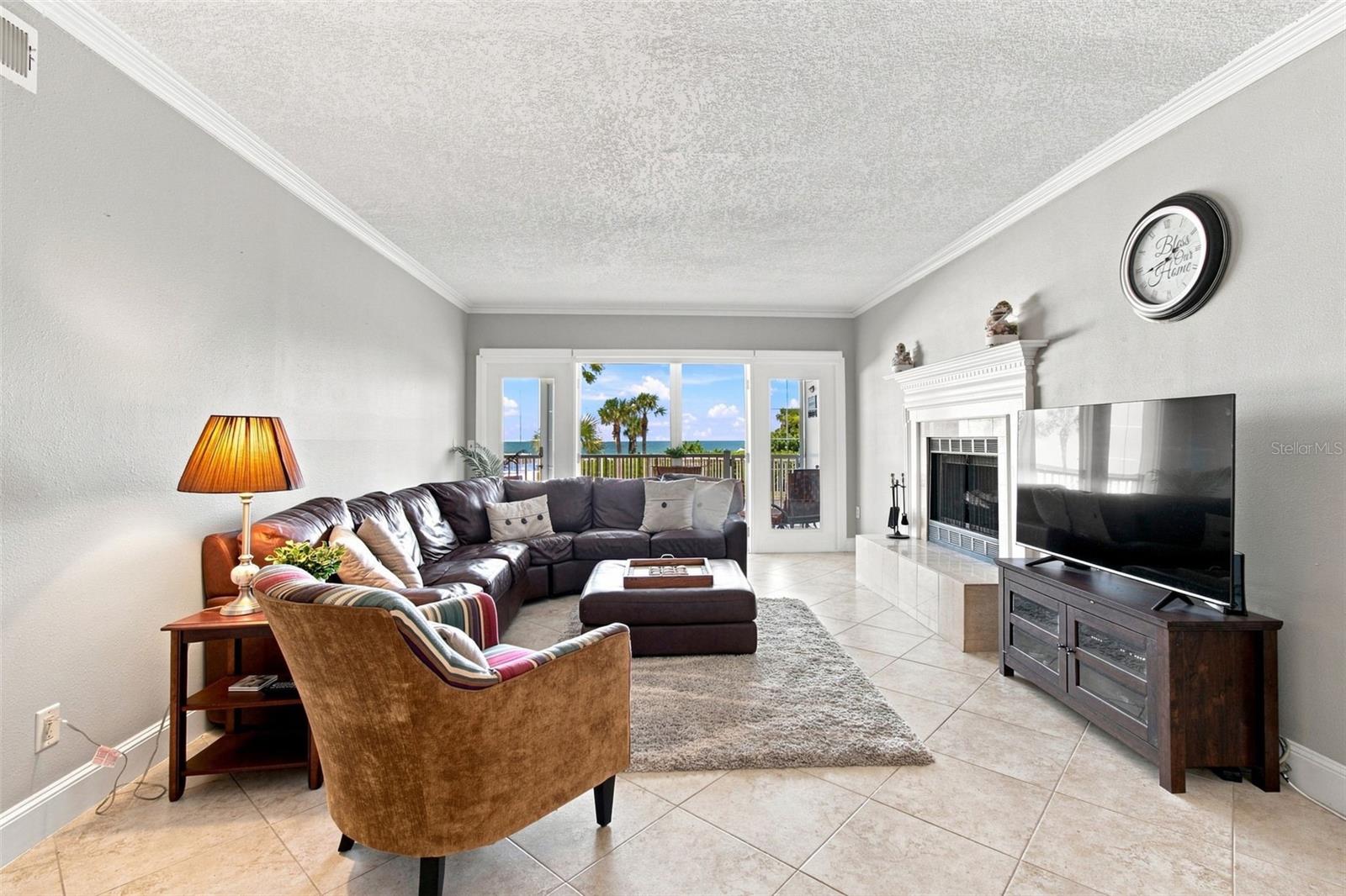 1582 Gulf Blvd #1106 Property Photo 3