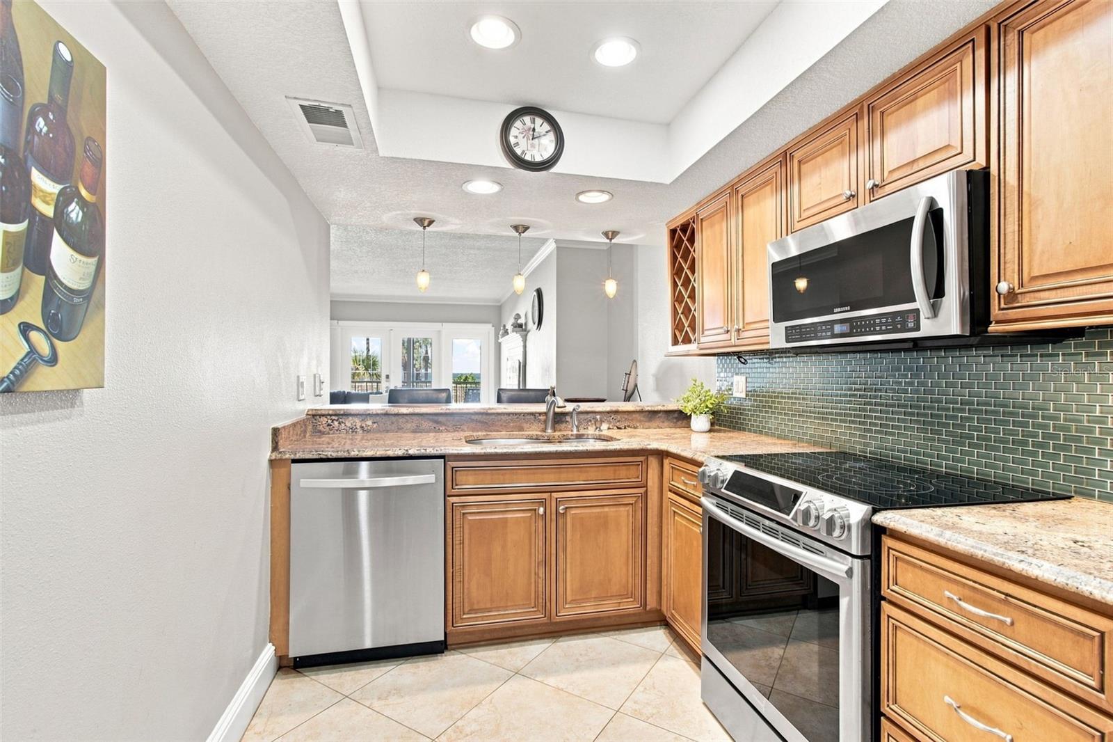 1582 Gulf Blvd #1106 Property Photo 16