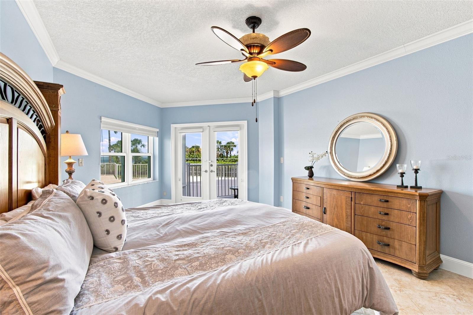 1582 Gulf Blvd #1106 Property Photo 31