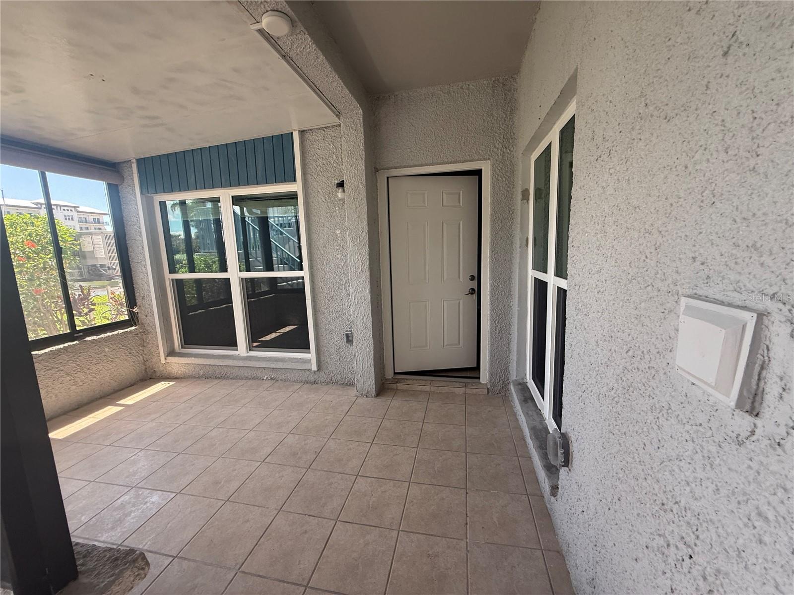 179 MEDALLION BLVD #D Property Photo 1