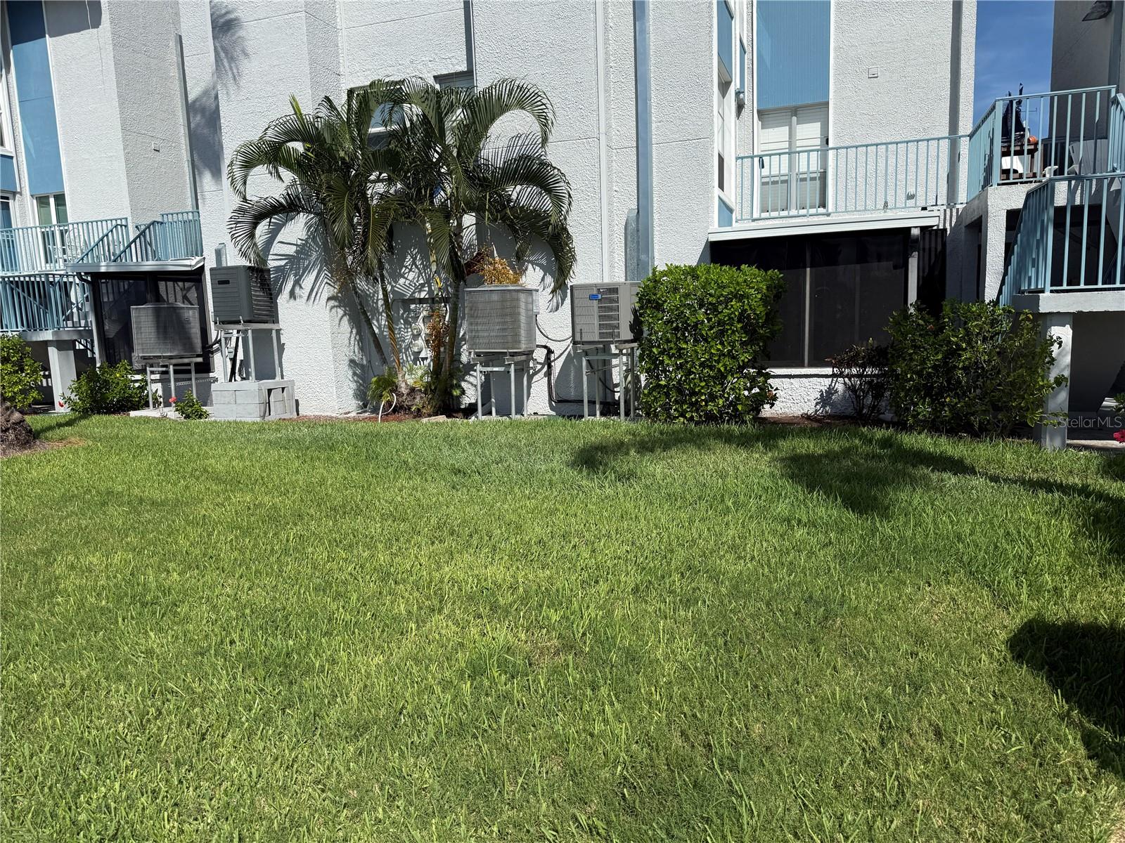 179 Medallion Blvd #d Property Photo 9