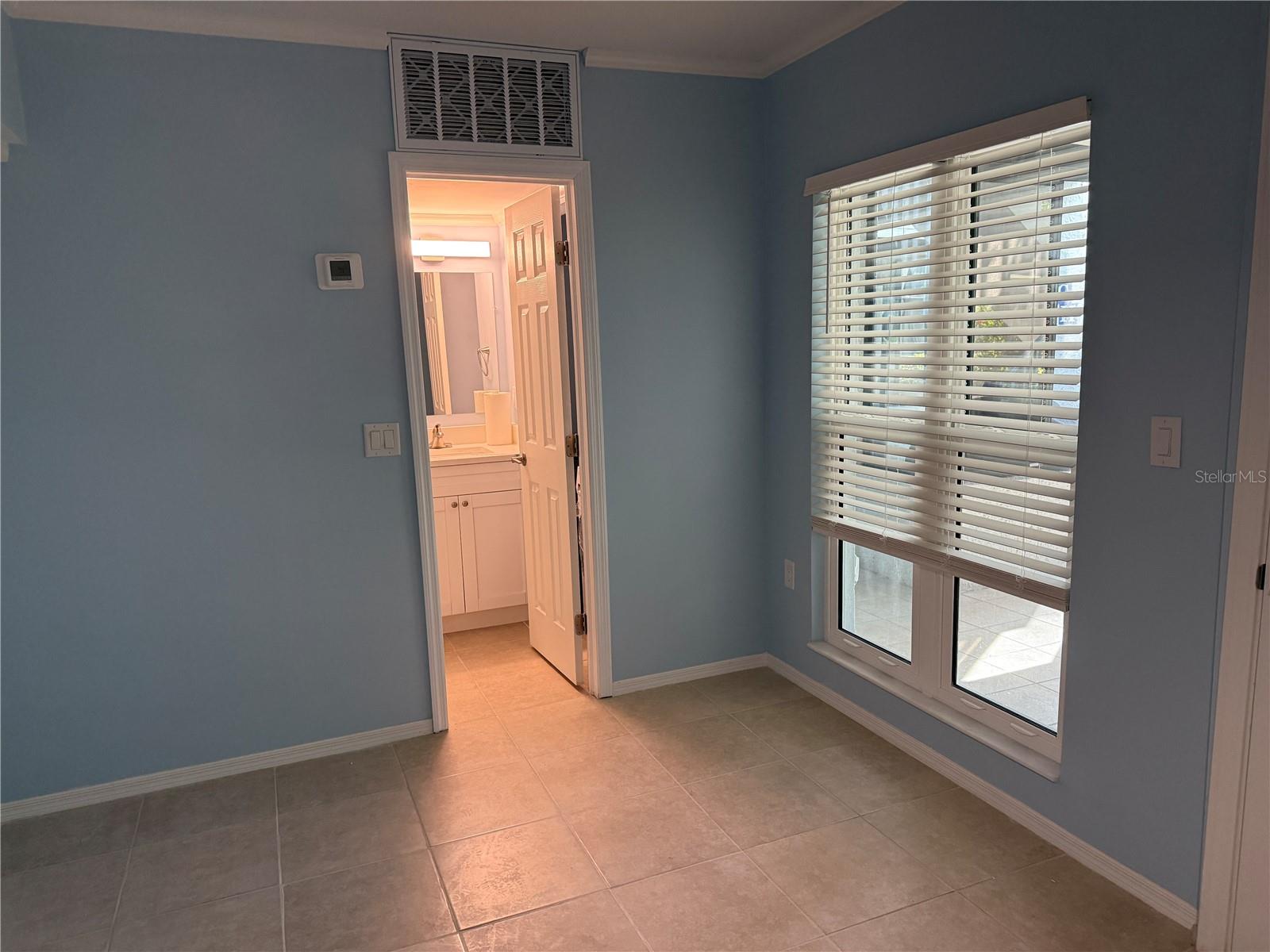 179 Medallion Blvd #d Property Photo 21