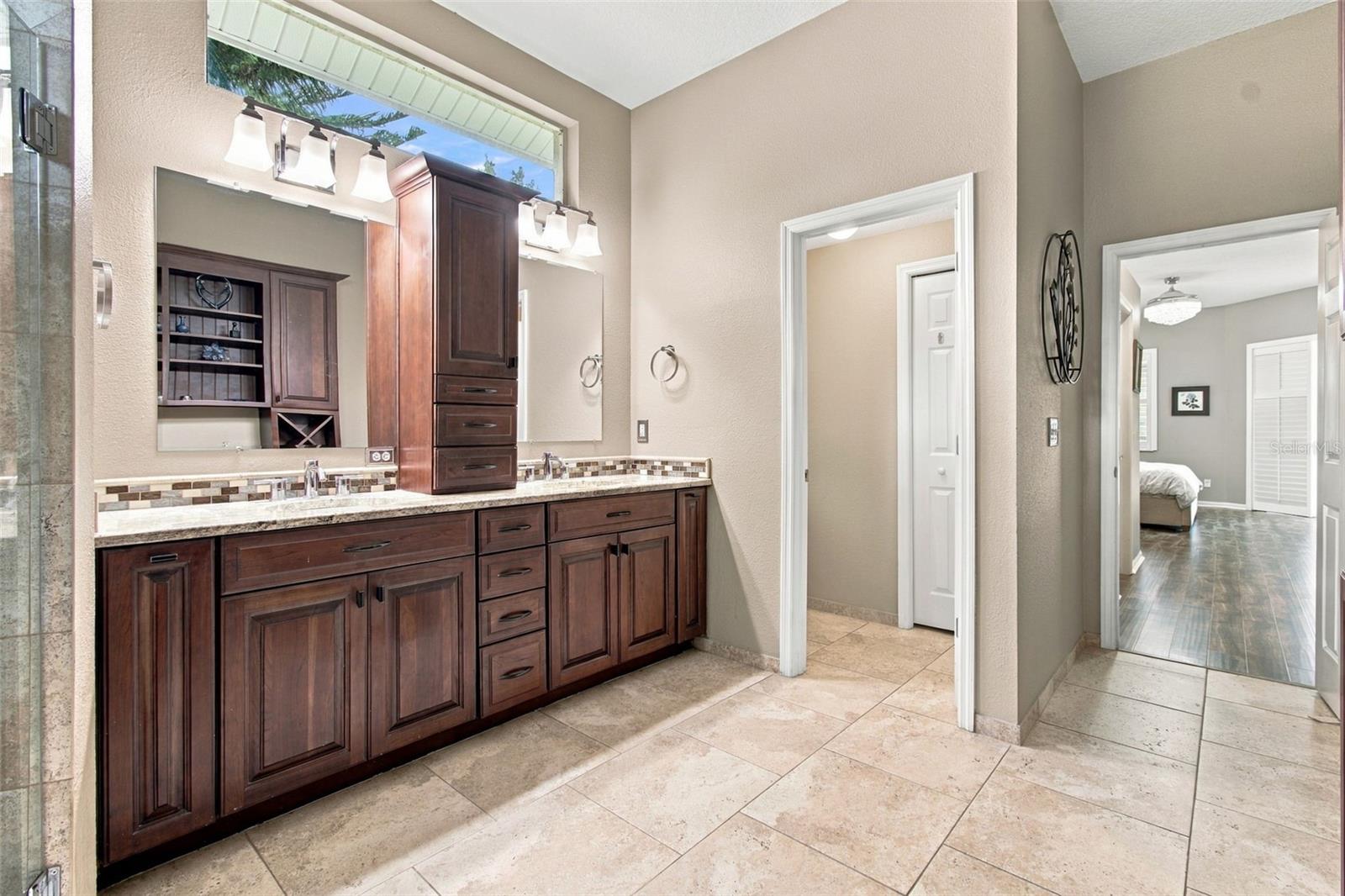 6901 Aqueduct Ter Property Photo 22
