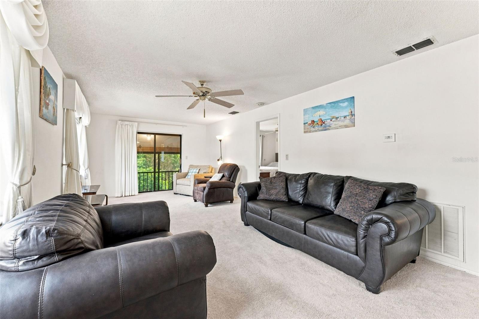 8024 Feather Ct #c Property Photo 8