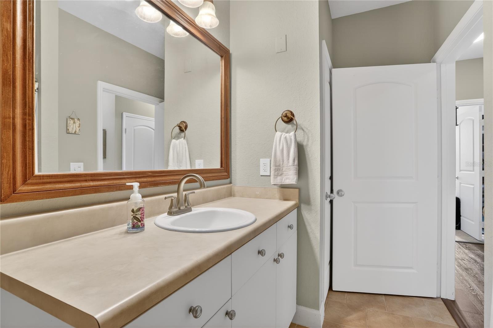 4221 W Spruce St #2426 Property Photo 14