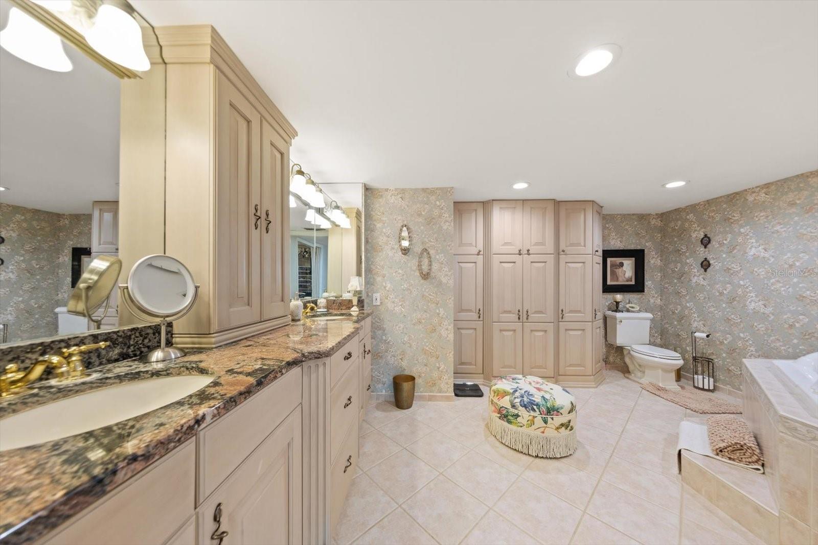 14820 Rue De Bayonne #505 Property Photo 22