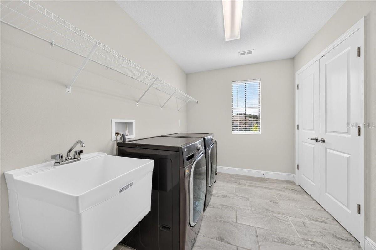 12962 Steed Trace Loop Property Photo 39
