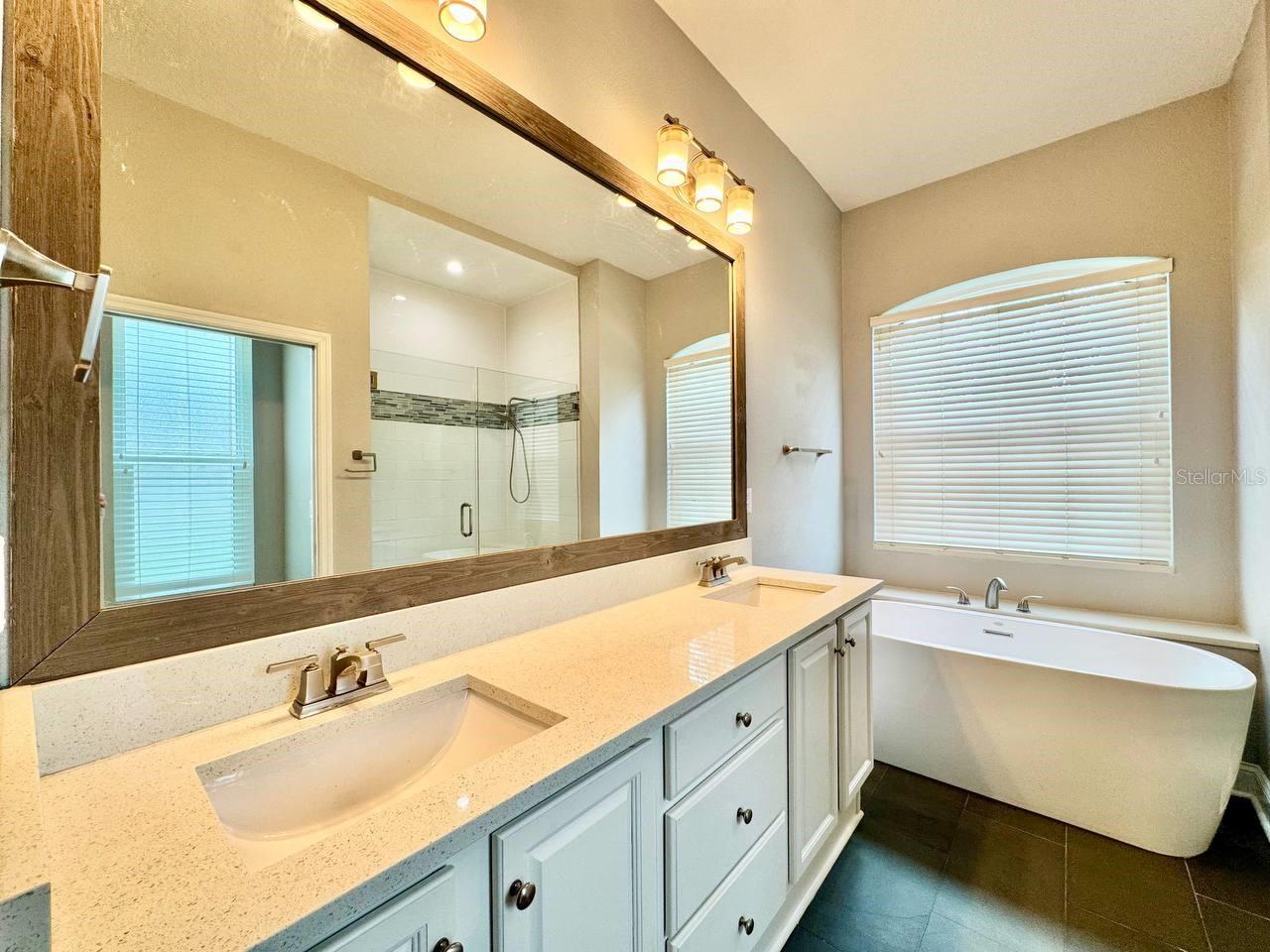 30518 Colehaven Ct Property Photo 19