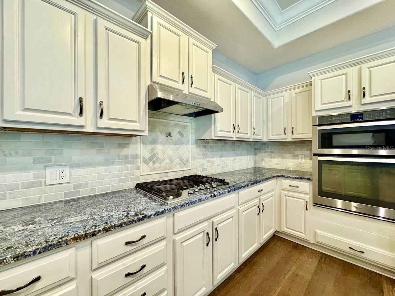 30518 Colehaven Ct Property Photo 26