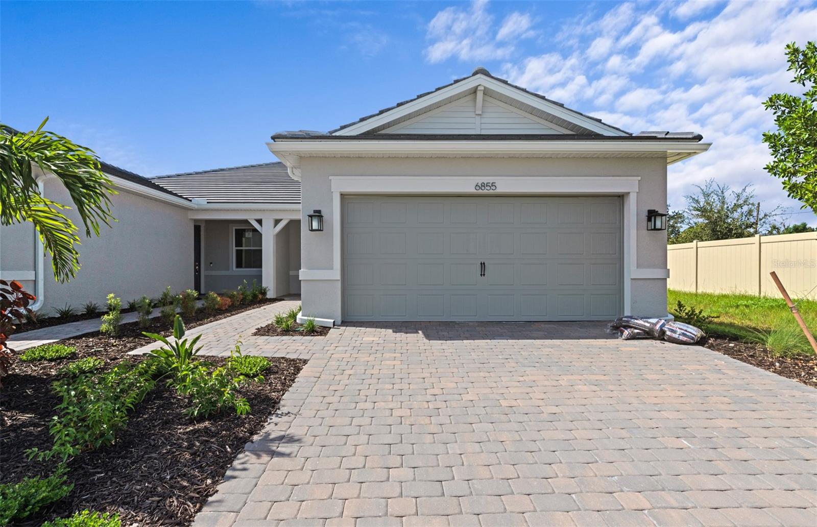 6855 Cali Ct Property Photo 1