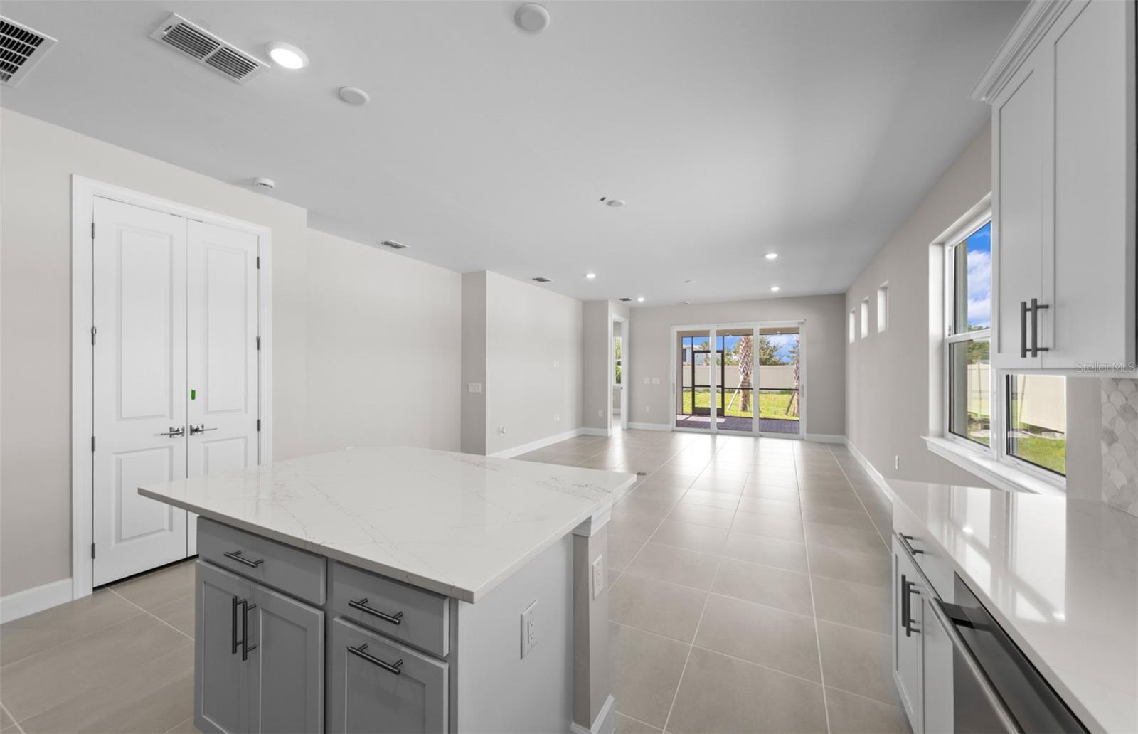 6855 Cali Ct Property Photo 11