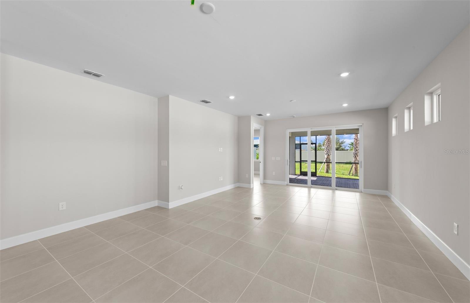 6855 Cali Ct Property Photo 13