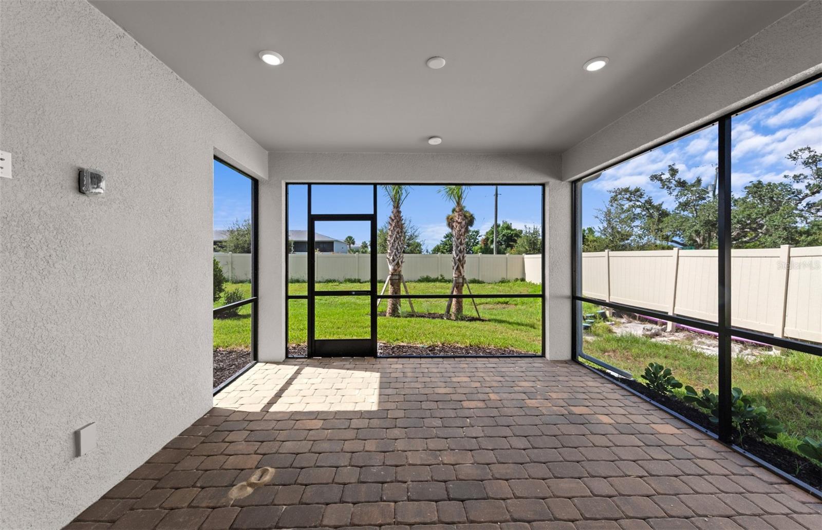 6855 Cali Ct Property Photo 18