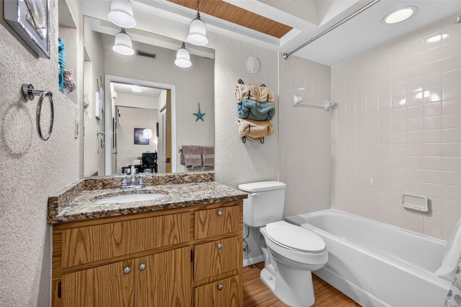 11511 113th St #13f Property Photo 17