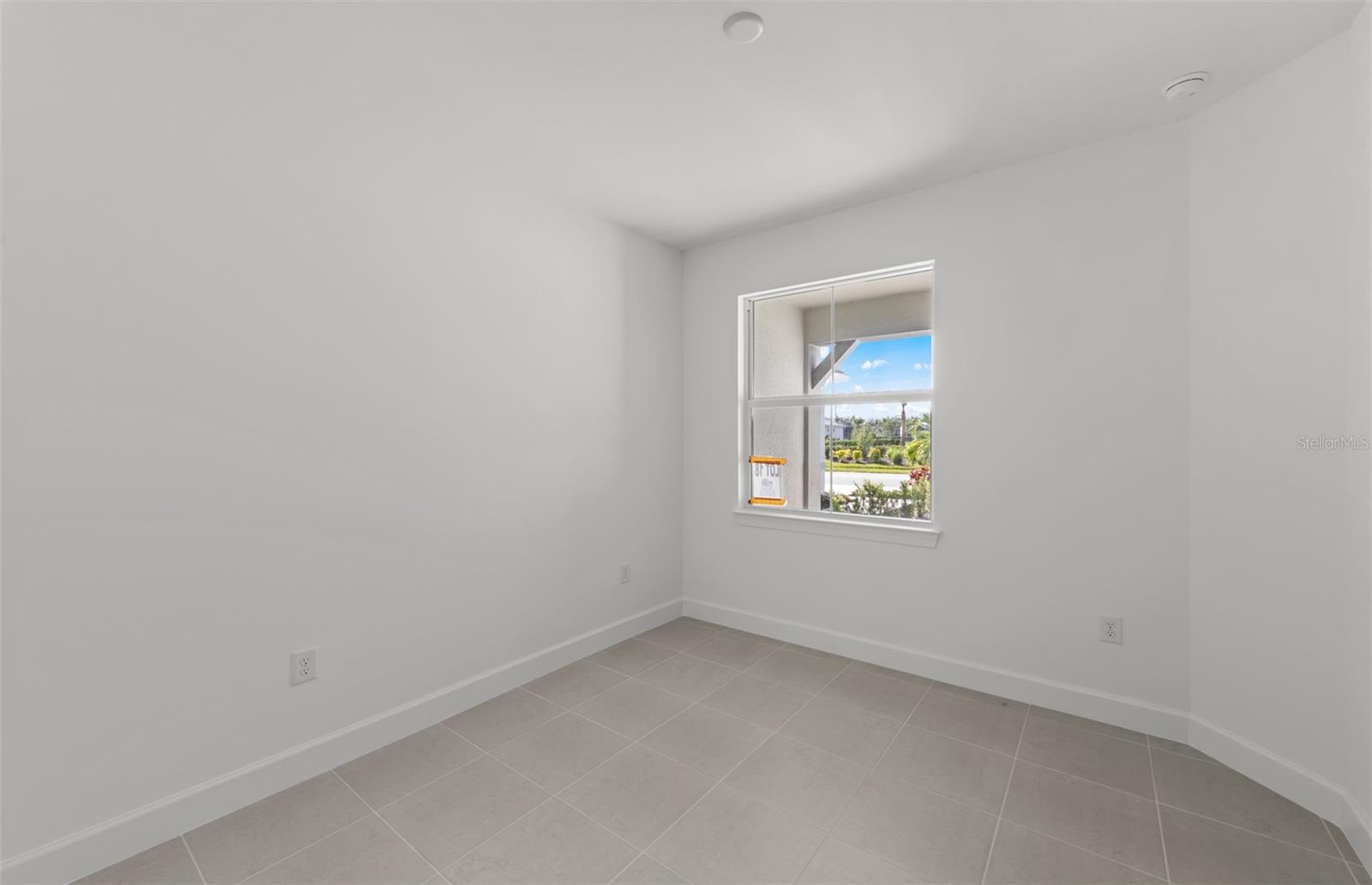6859 Cali Ct Property Photo 7