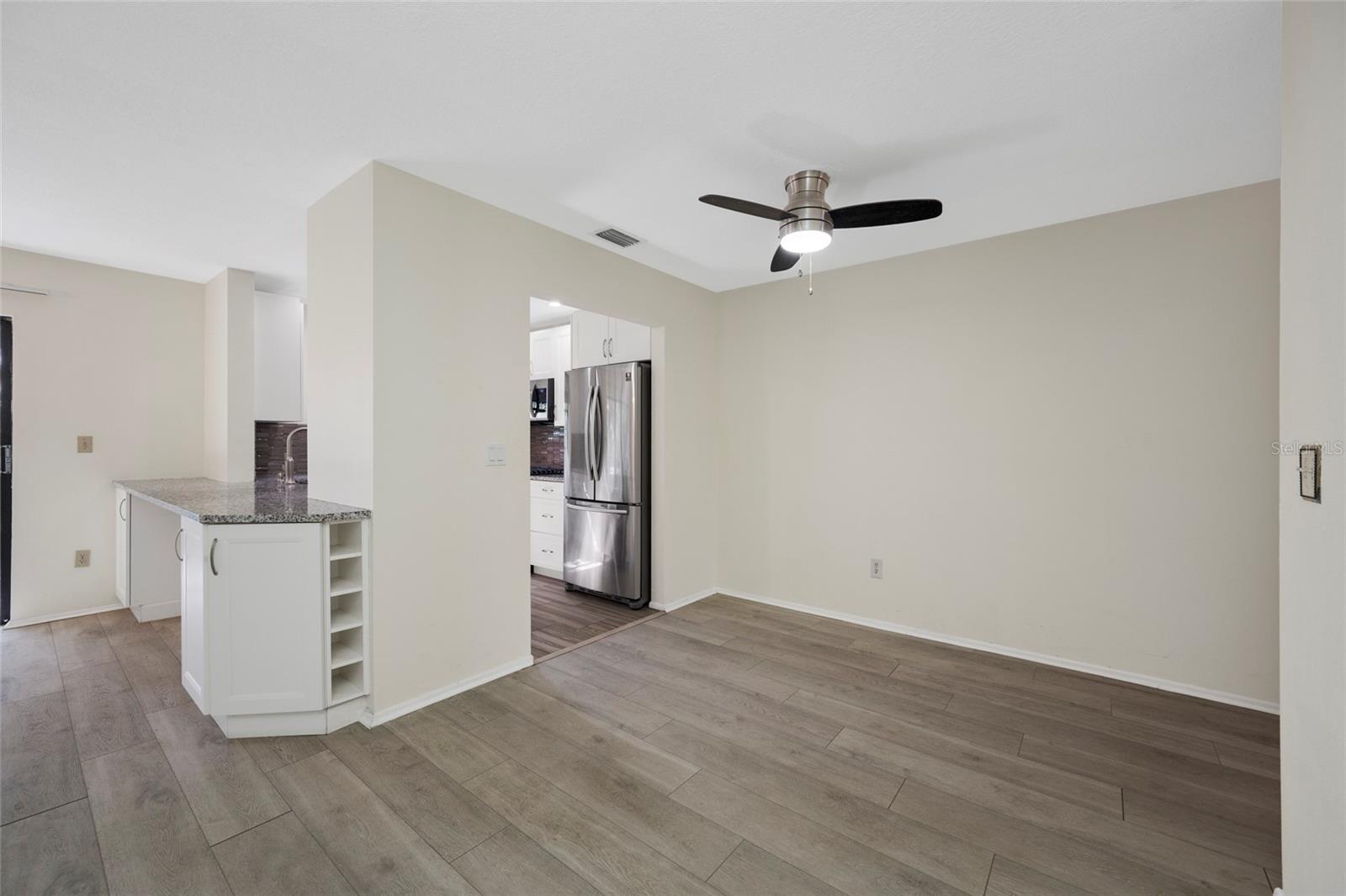 5970 80th St N #409 Property Photo 10