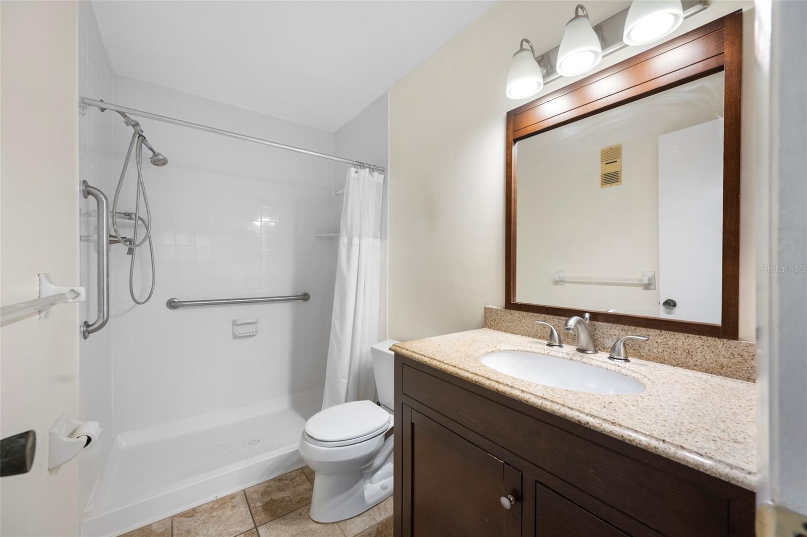 5970 80th St N #409 Property Photo 24