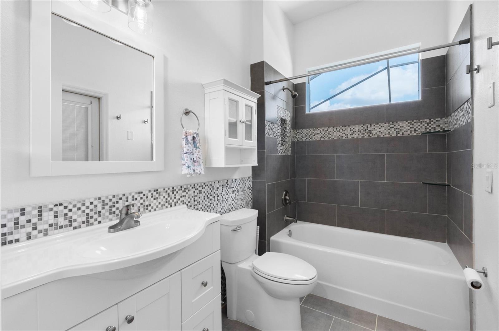 11916 Summer Springs Dr Property Photo 31