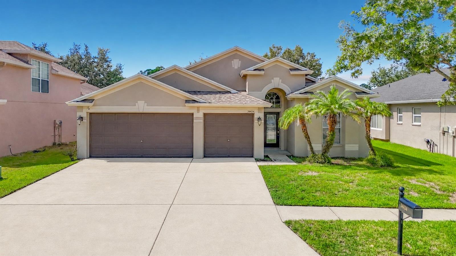 34434 Windknob Ct Property Photo 2