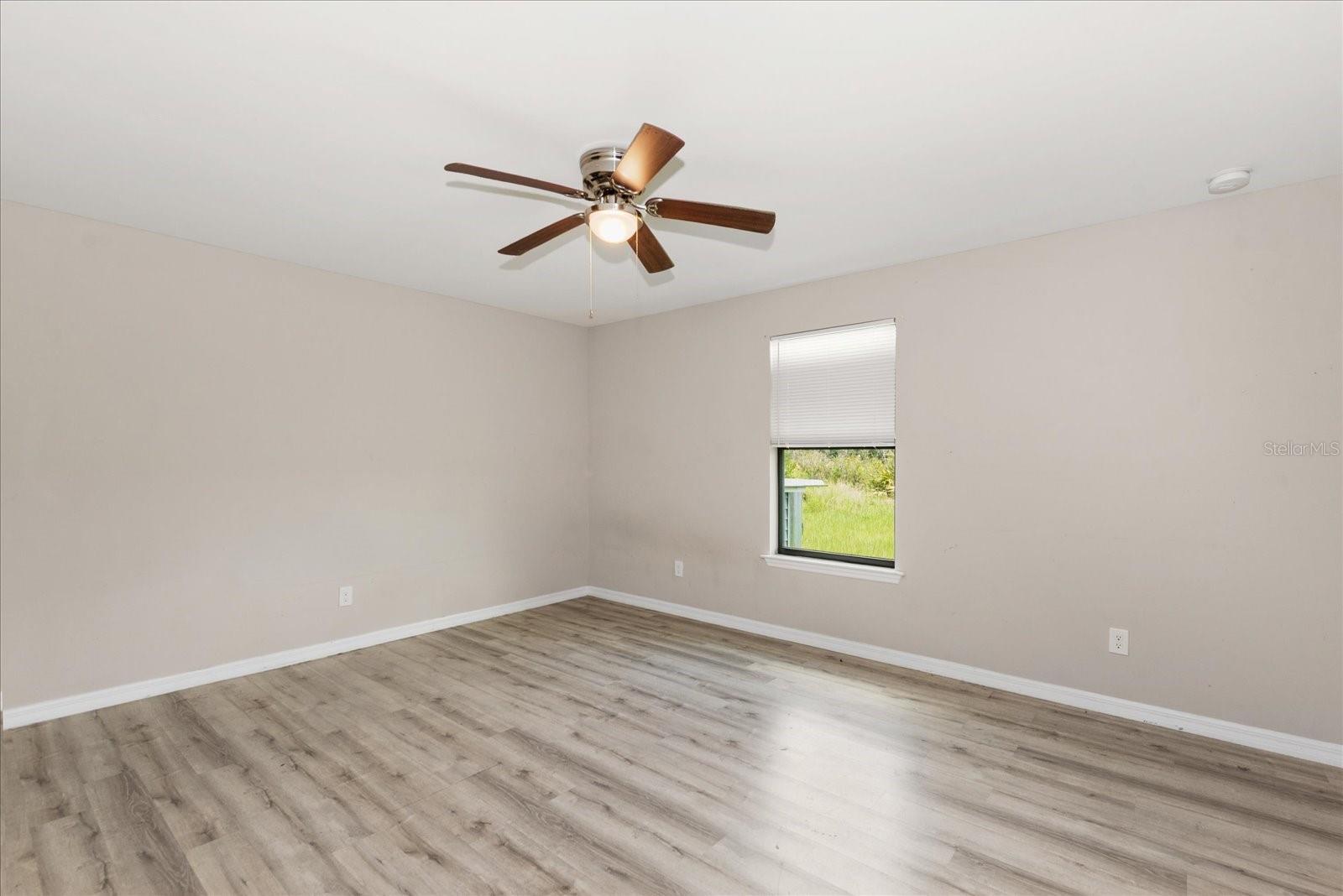 2710 70th St W Property Photo 14